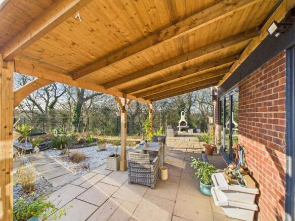 CAM02023G0-PR0192-STILL008