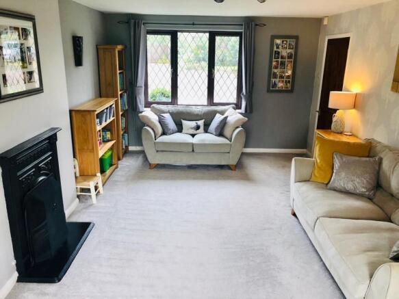 living room b 3 wades.jpg