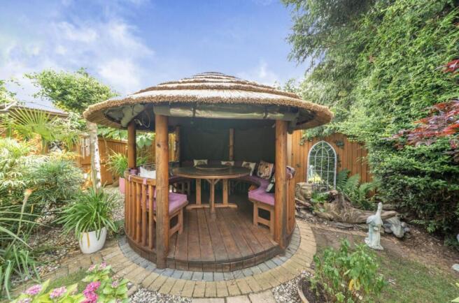 2 Sutton Acre