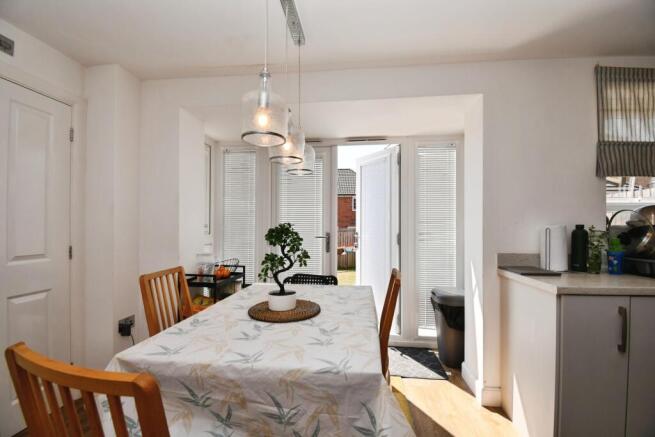 3 bed Detached for sale Image 8
