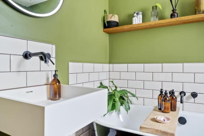 Bathroom (4)