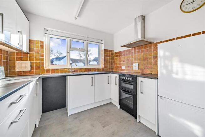 Kitchen 1.jpg