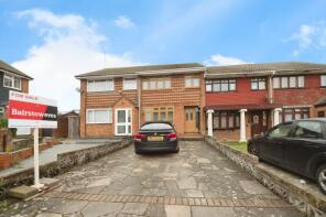 16, Fox Close, Romford RM5 2LL