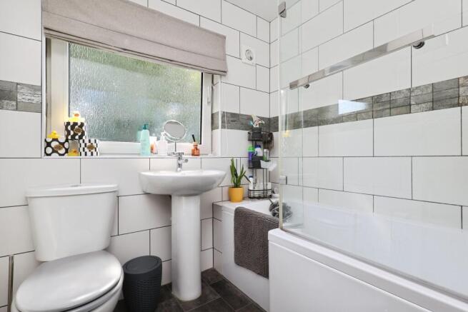 3 bed Semi-Detached for sale Image 11