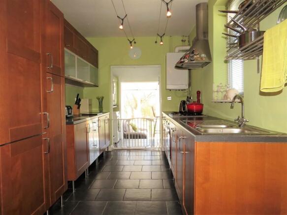 Photo 6