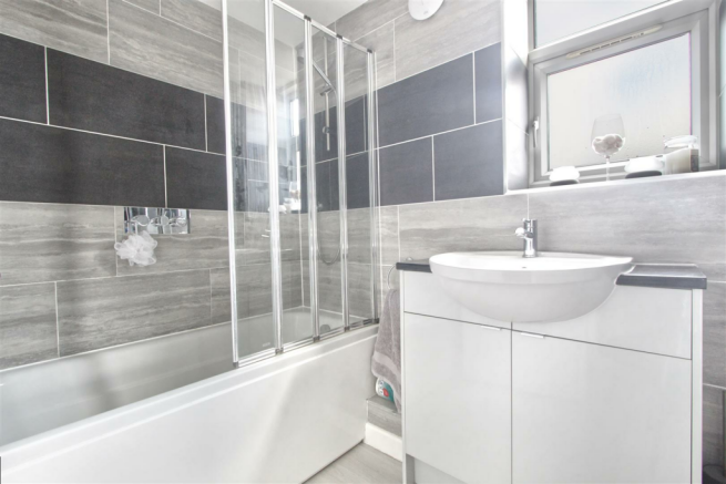 bathroom.png