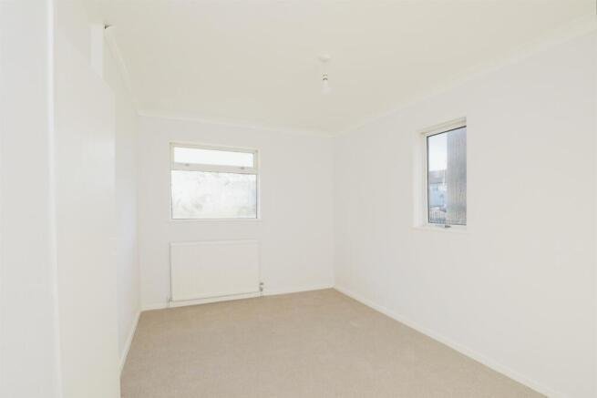3 bed House to rent Image 11