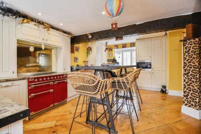 3 bed Terraced for sale Image 6