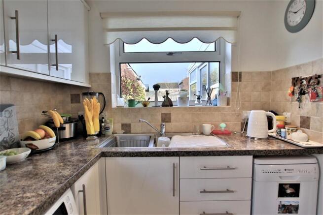 BLENHEIM DRIVE, BREDON
