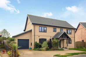 2, Kingfisher Croft, Norwich NR16 2FL