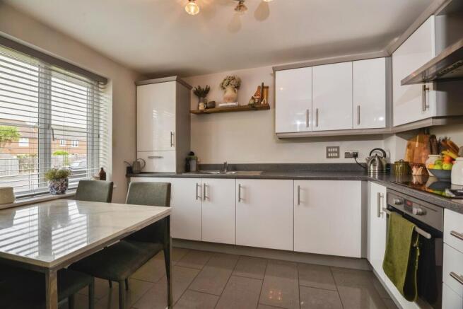 3 bed End of Terrace for sale Image 5