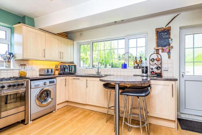 Kitchen/Breakfast