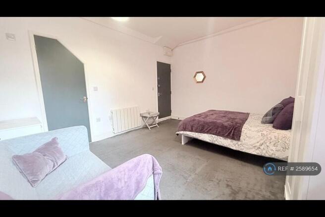 Bedroom 1 - Double Room For Single Occupancy Only