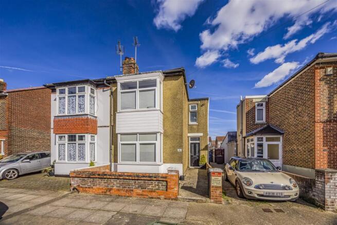 36 Kenyon Road, North End-PorticoMarketing-SoldBy-