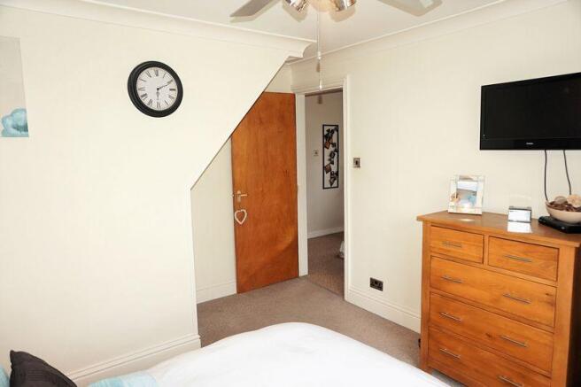 Bedroom 1b
