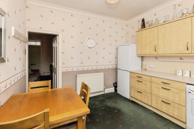 4 bed Terraced for sale Image 7