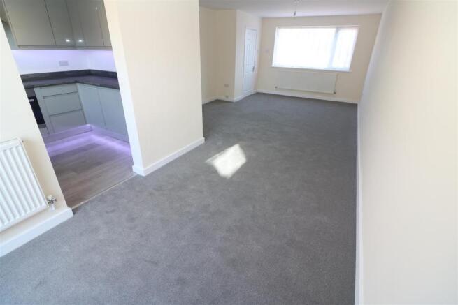 Dining Area / Lounge