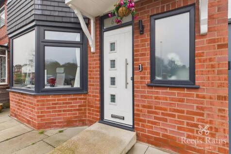 Manchester Road, Swinton, Manchester, Greater Manchester, M27