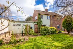 Winterfold, Church Road, Snitterfield CV37 0LF
