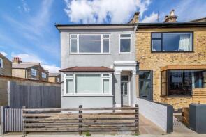 72a, Amott Road, London SE15 4JD
