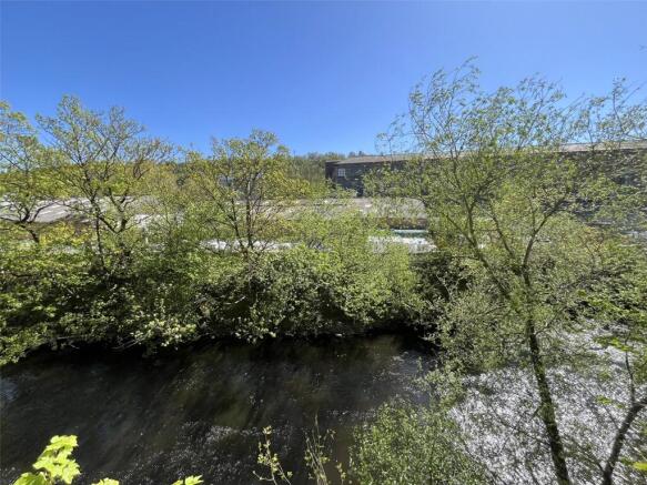 2 bed Apartment for sale Image 7