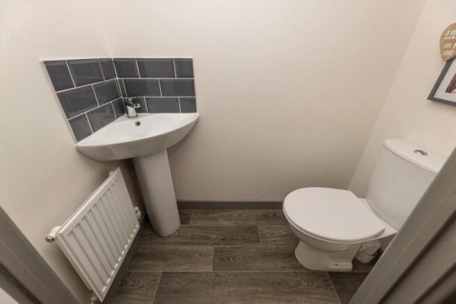 2 bed Semi-Detached for sale Image 6