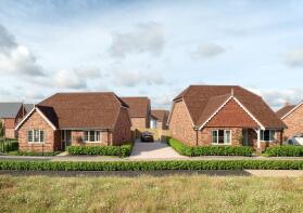 32, Letcombe Place, Horndean, Waterlooville PO8 0DE