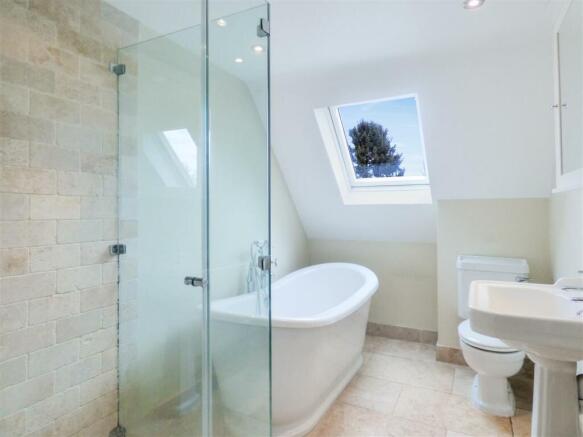 Bathroom-10.jpg