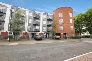 10, Eagle Court, Drinkwater Road, Harrow HA2 0FZ