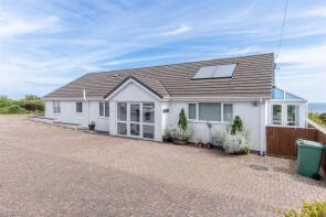 45b, Maes Llydan, Benllech, Tyn Y Gongl LL74 8RD