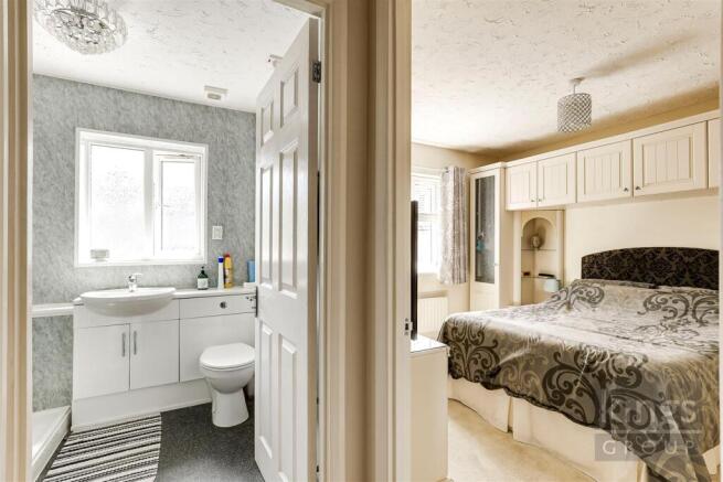 Bathroom_Bedroom.jpg