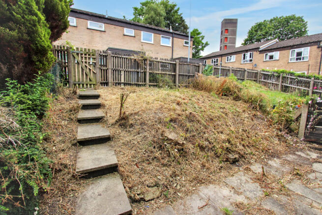2 bed Terraced for sale Image 12