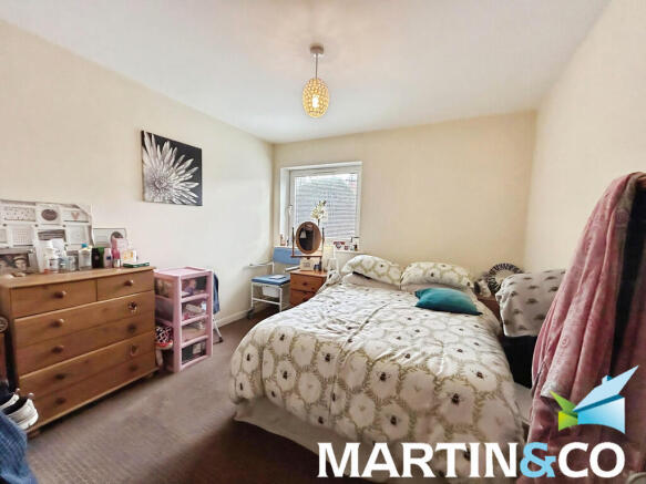 2 bed Apartment for sale Image 6