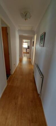 Hallway 1.jpg