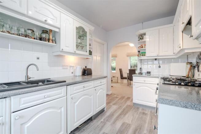 Kitchen-3.jpg
