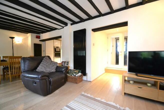 Living Room 2.JPG