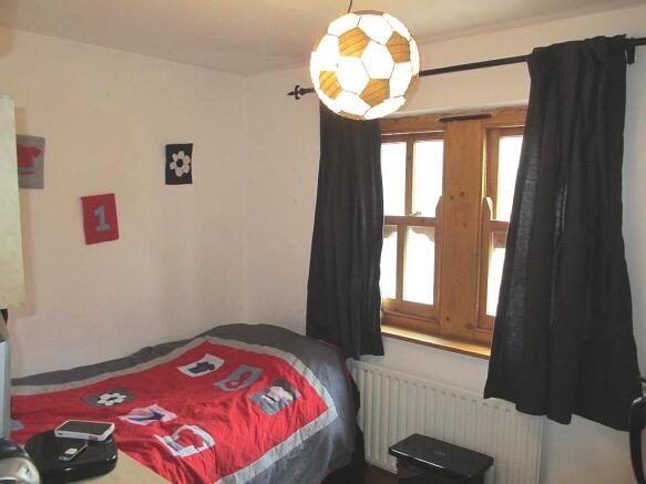Photo 11