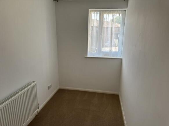 2 bed Town House to rent Image 11