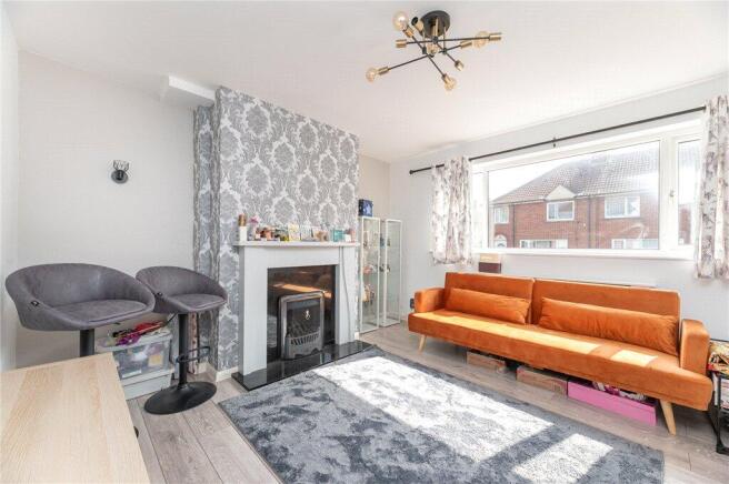 3 bed Terraced for sale Image 2