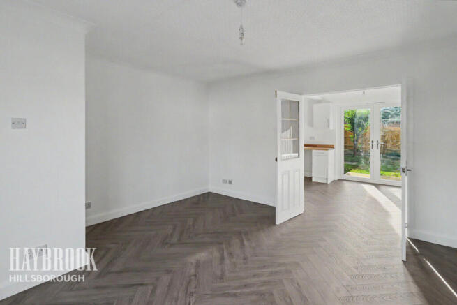3 bed Semi-Detached for sale Image 5