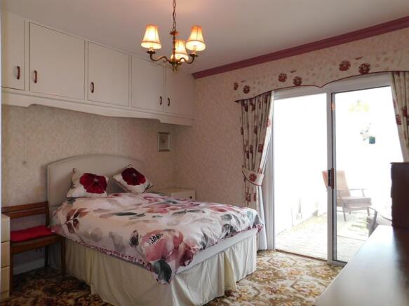 Bedroom 1a
