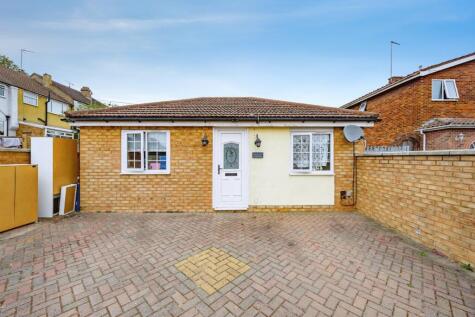 High Beech Road, Luton, Bedfordshire, LU3