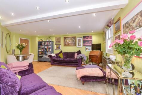 Station Road West, Canterbury, Kent