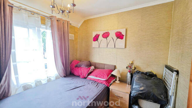 3 bed Semi-Detached for sale Image 4