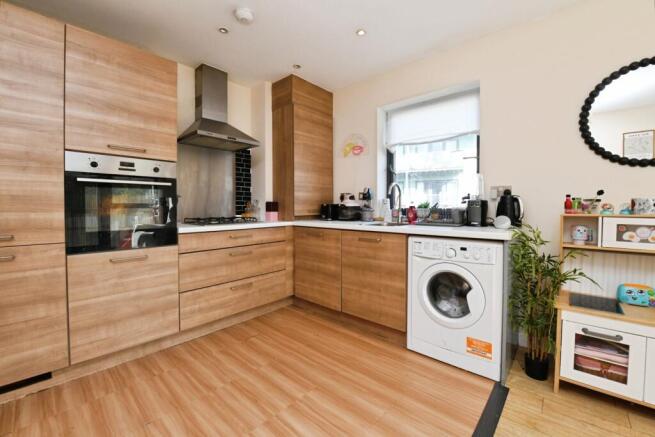 Rollason Way, Brentwood, Essex, CM14 photo 4