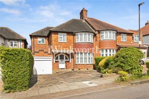 54, Forestdale, Southgate N14 7DX