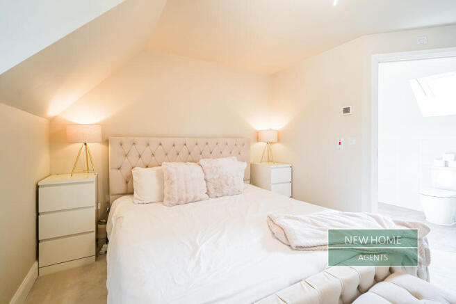 3 bed Semi-Detached for sale Image 11
