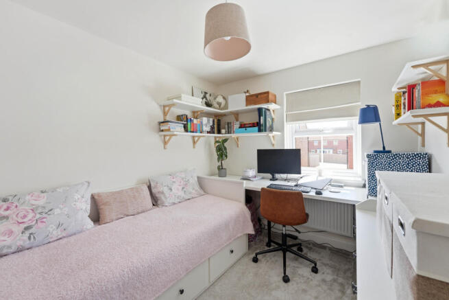3 bed Semi-Detached for sale Image 11