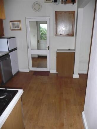 KITCHEN/BREAKFAST ROOM VIEW 2