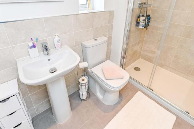En Suite: